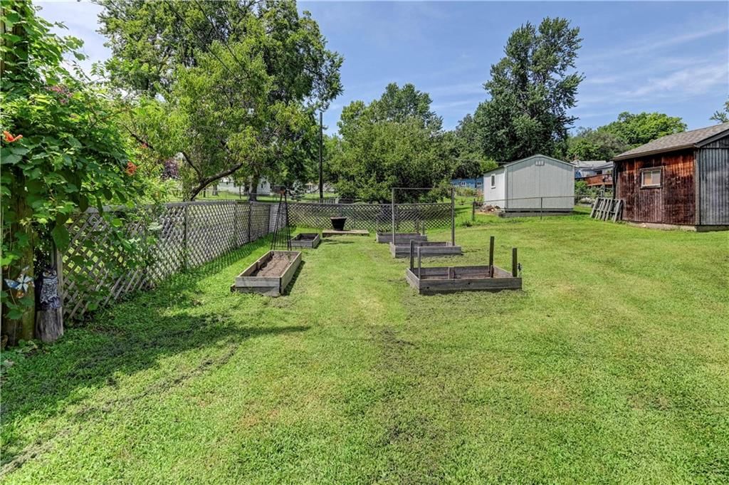 9217 E 69th Street — photo 33