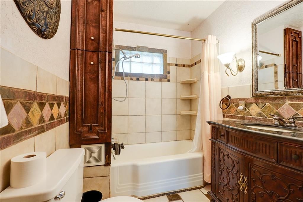 604 S Glenwood Avenue — photo 8