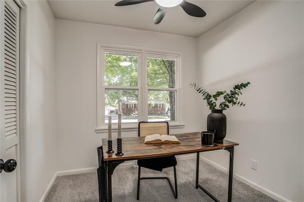 2302 Girard Street — photo 15