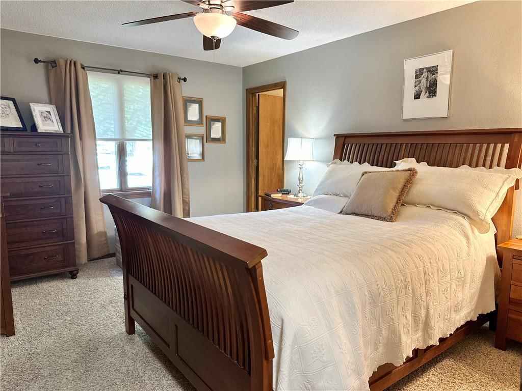 1716 Hillcrest Drive — photo 20