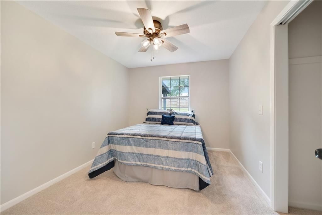 513 Forestglen Lane — photo 18