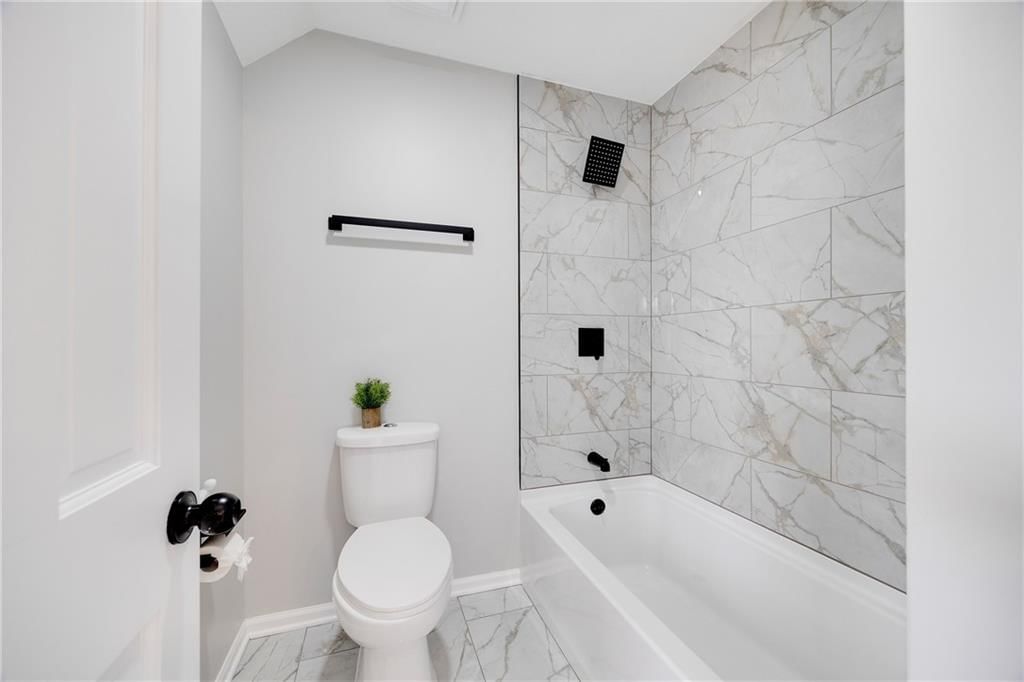 513 Forestglen Lane — photo 19