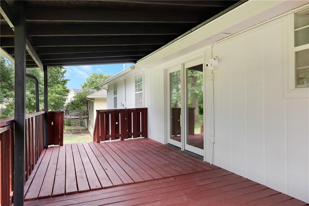 513 Forestglen Lane — photo 27