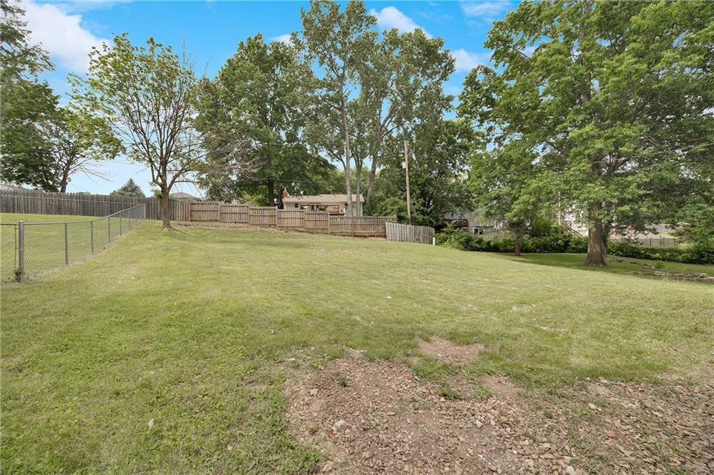 513 Forestglen Lane — photo 28