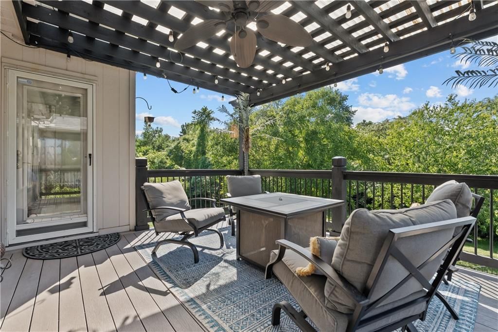 2303 NE Smokey Hill Drive — photo 45