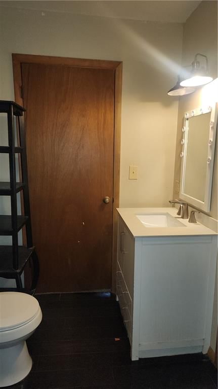 1715 E 8th Street — photo 19