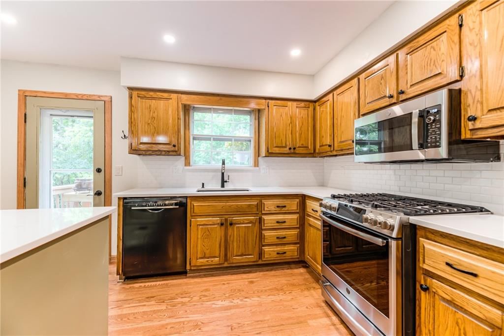 7220 Rene Street — photo 14