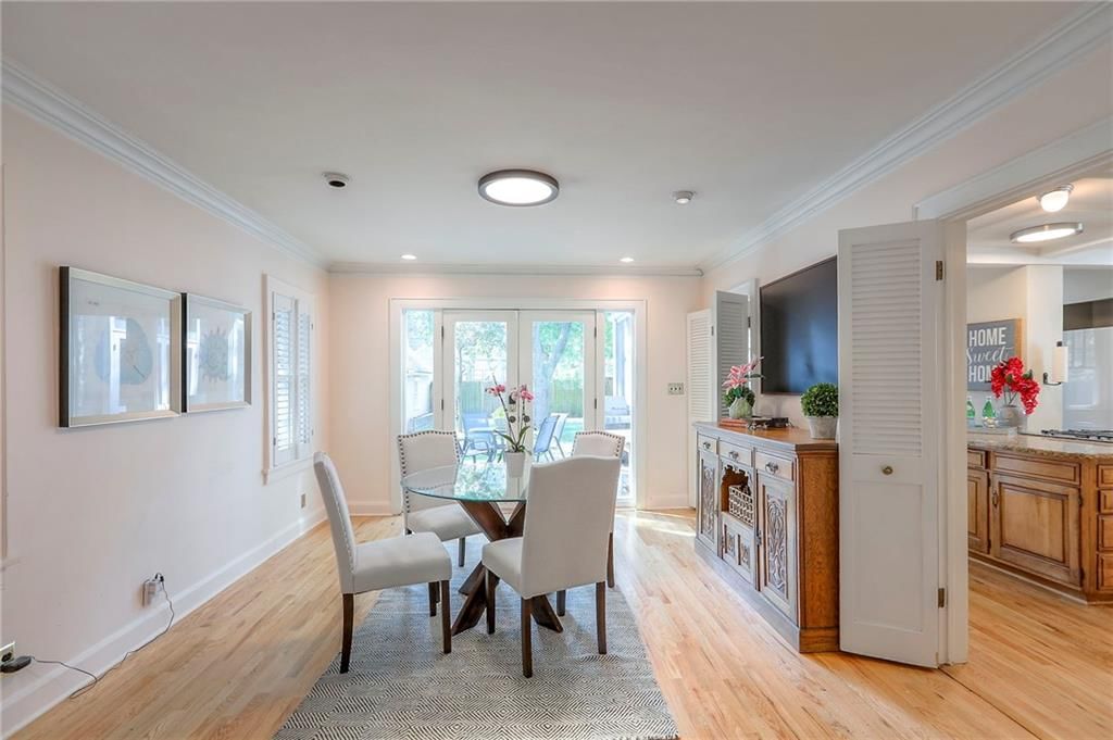 609 W 70th Street — photo 10