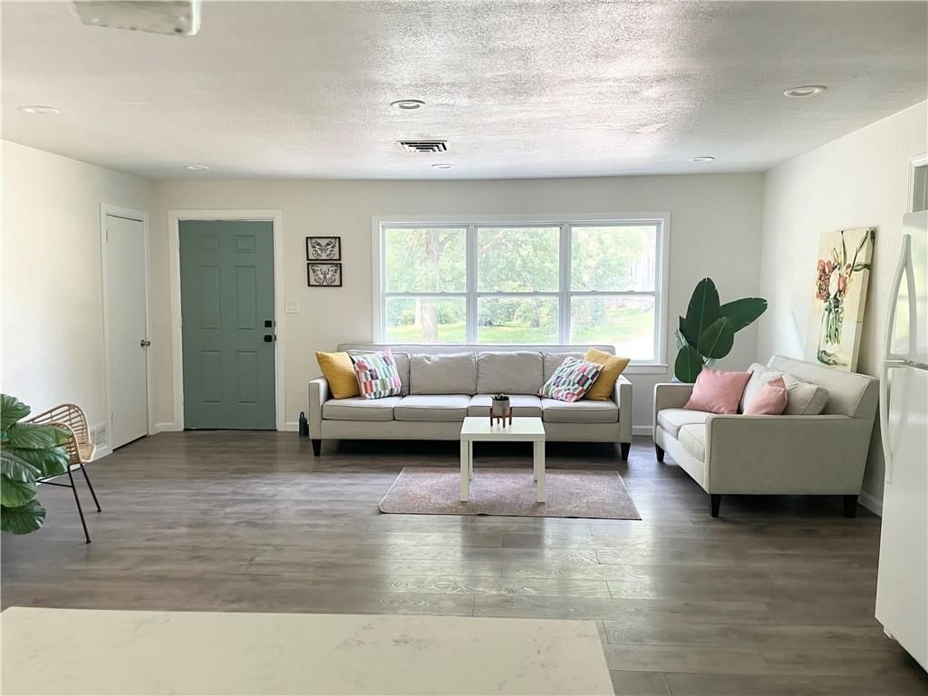3415 Oakland Avenue — photo 14