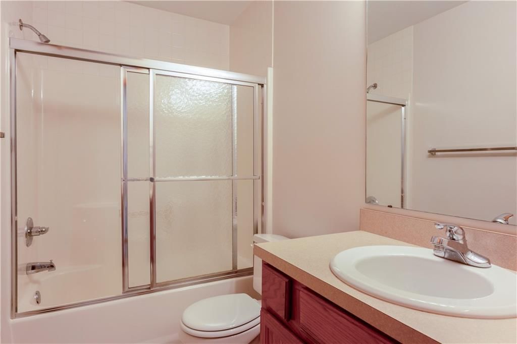 4008 Mistletoe Court — photo 12