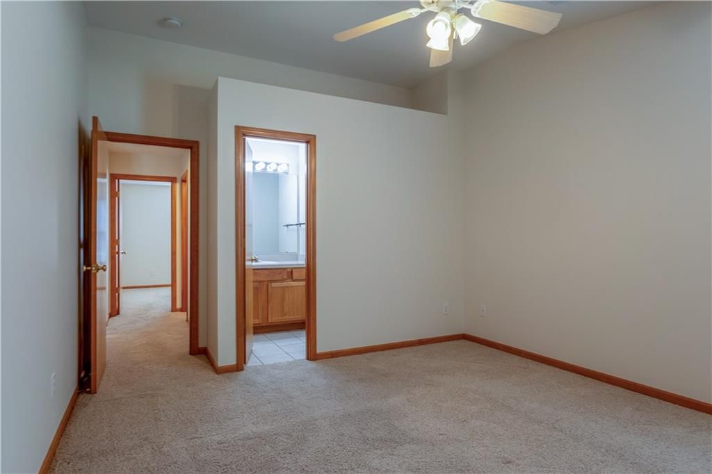 4008 Mistletoe Court — photo 14