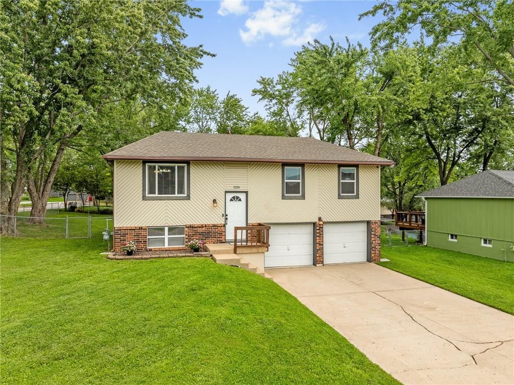 1224 R D Mize Road — photo 2