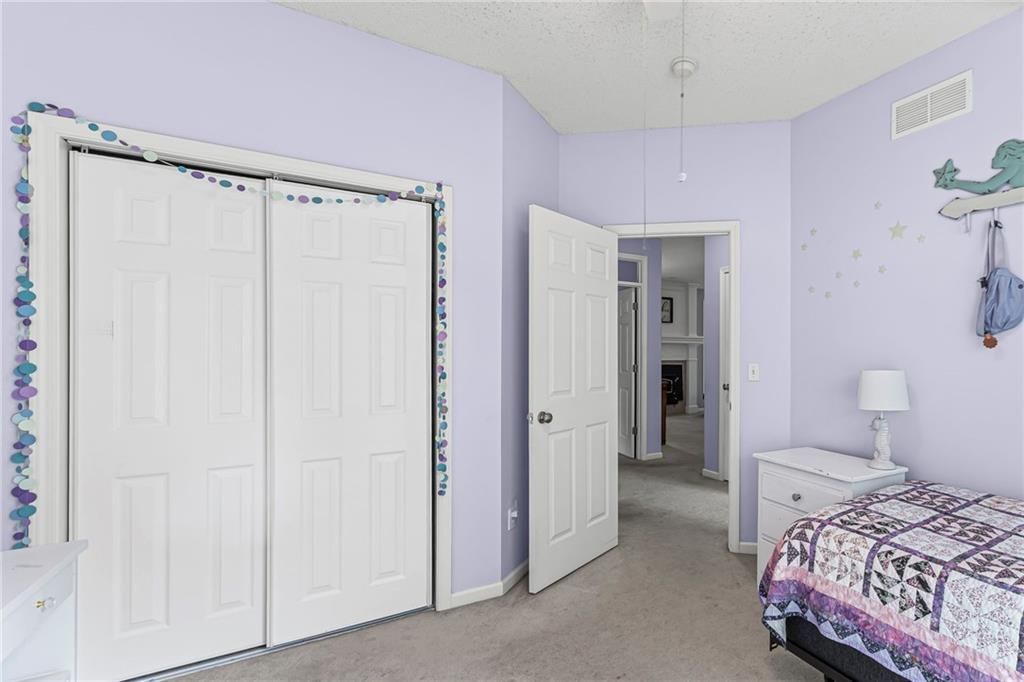 16 Holly Lane — photo 34