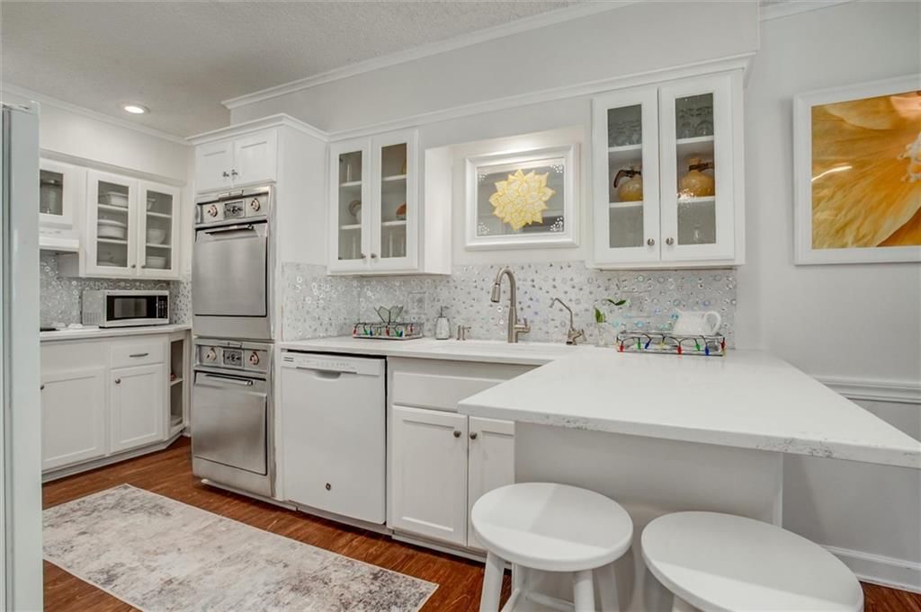 8112 Dearborn Drive — photo 10
