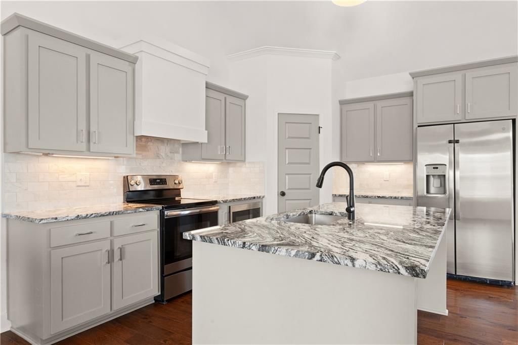 713 SE Juniper Drive — photo 13