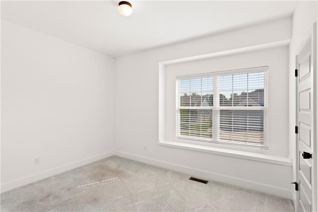 713 SE Juniper Drive — photo 23