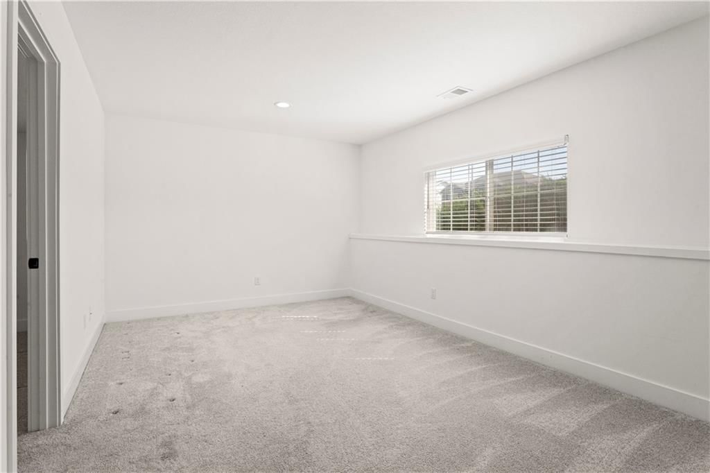 713 SE Juniper Drive — photo 26