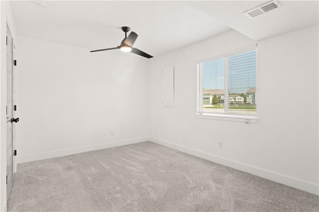 713 SE Juniper Drive — photo 28