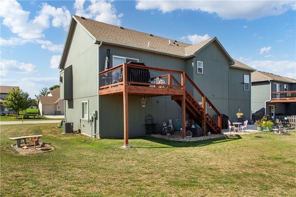 713 SE Juniper Drive — photo 4