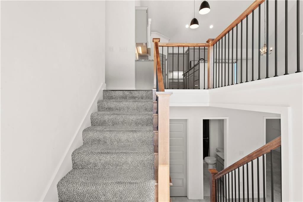 713 SE Juniper Drive — photo 6