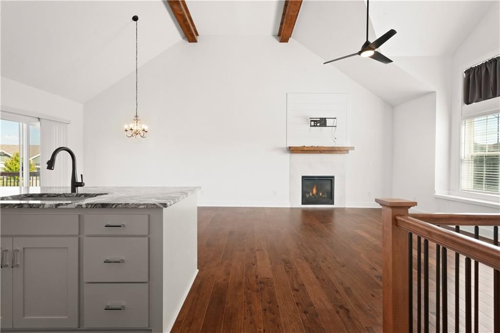 713 SE Juniper Drive — photo 7