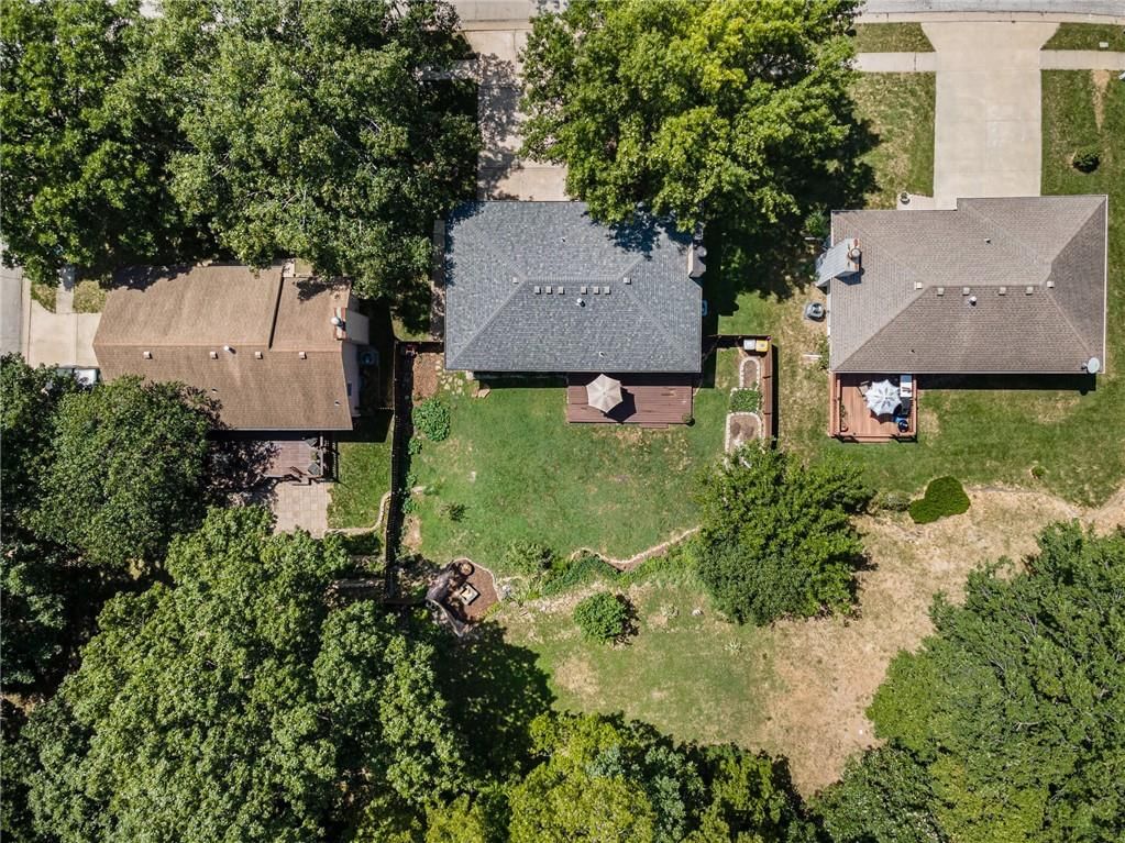 6905 N Mercier Street — photo 20