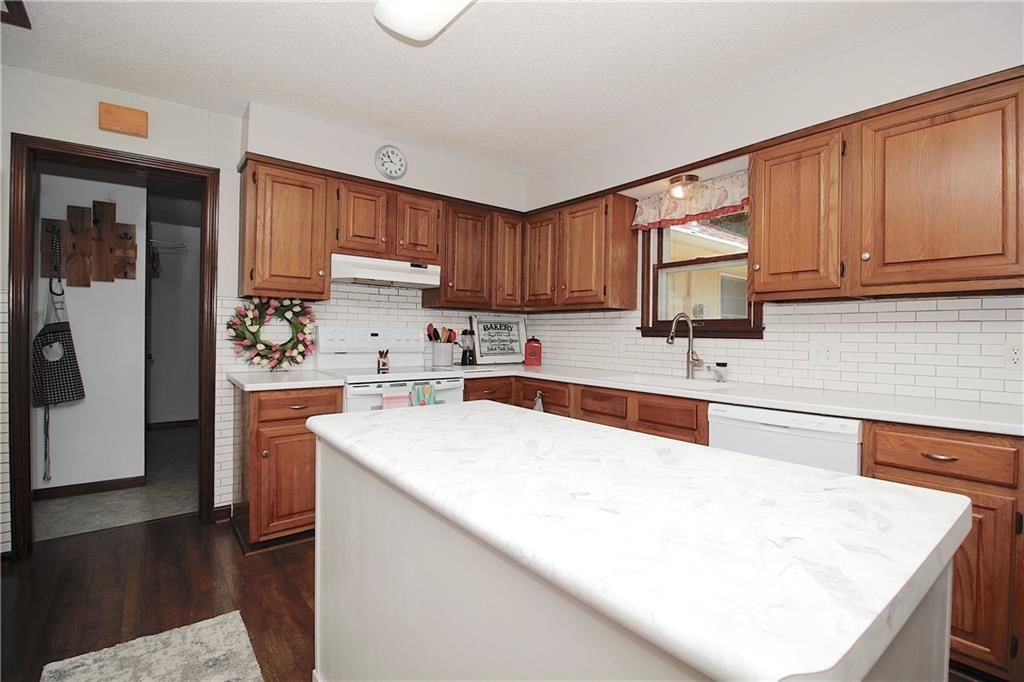 641 W 1st Avenue — photo 12