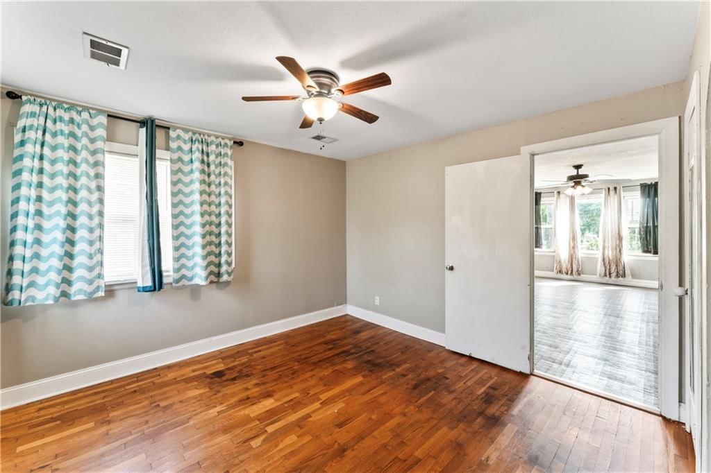 402 S Lorien Street — photo 28