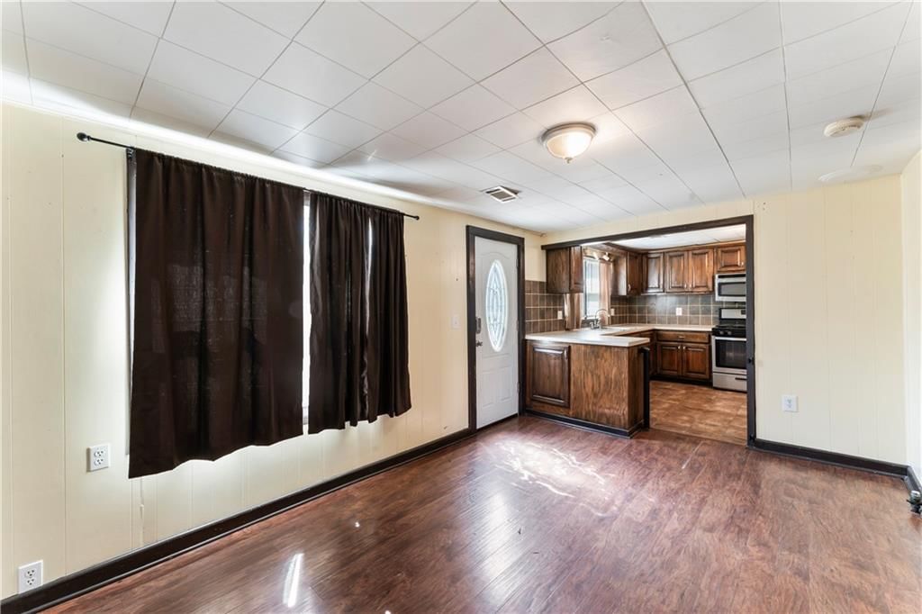 402 S Lorien Street — photo 8