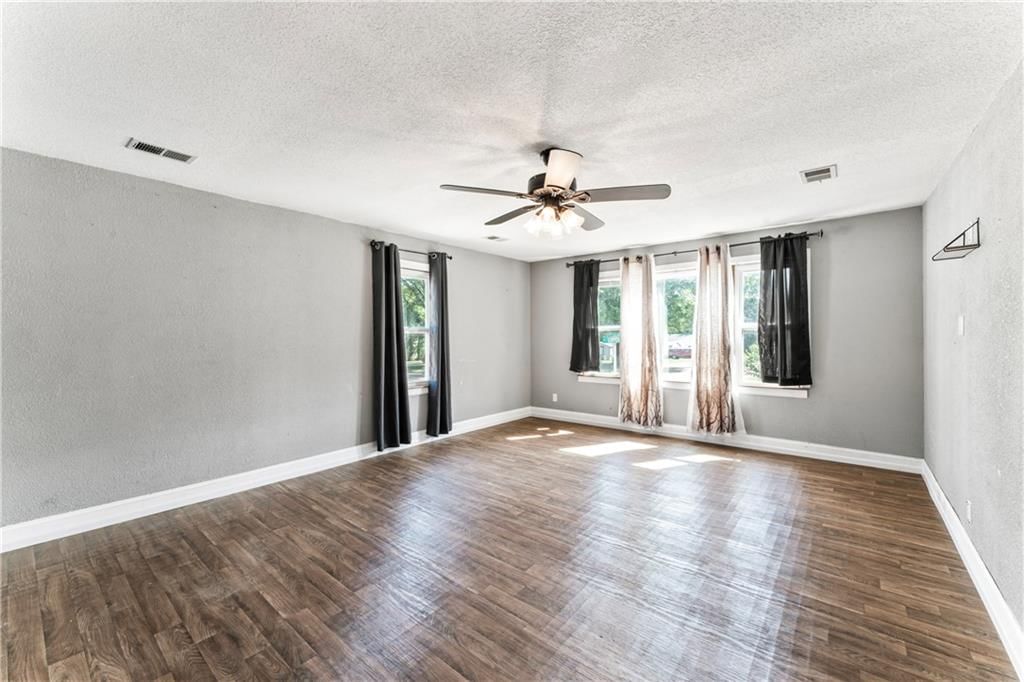 402 S Lorien Street — photo 10