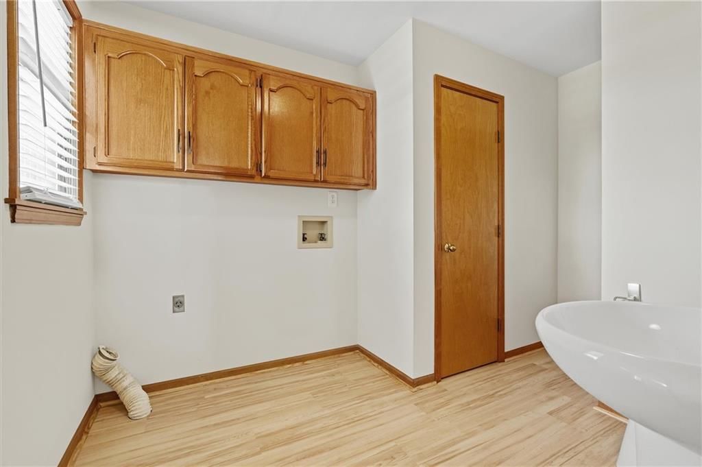 1701 Birch Street — photo 15