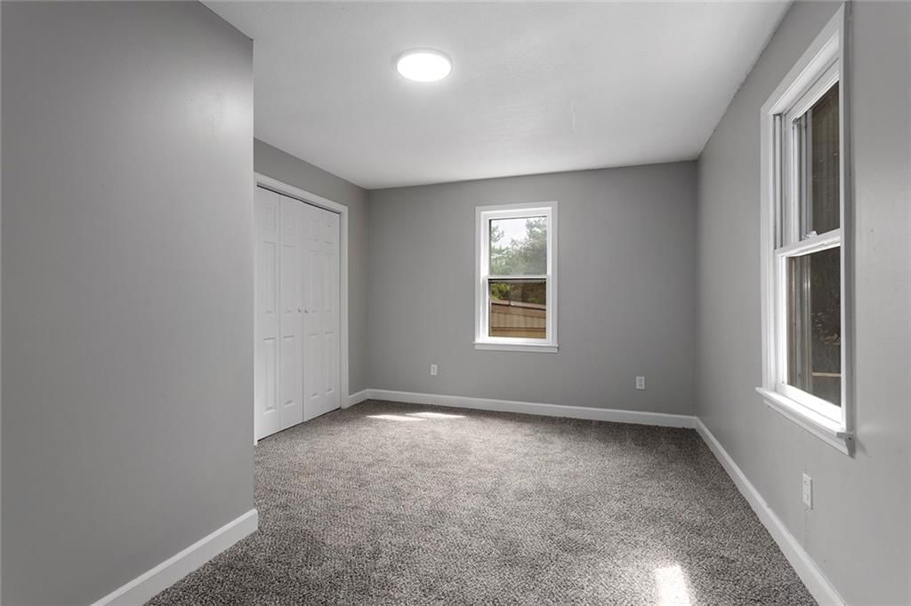 412 N Fairview Avenue — photo 16