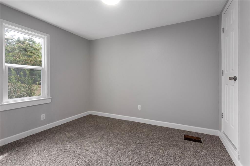 412 N Fairview Avenue — photo 21