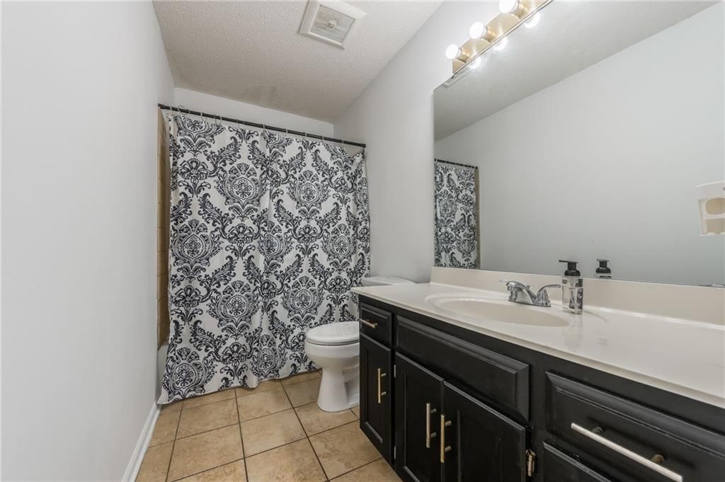 12317 Crystal Avenue — photo 26