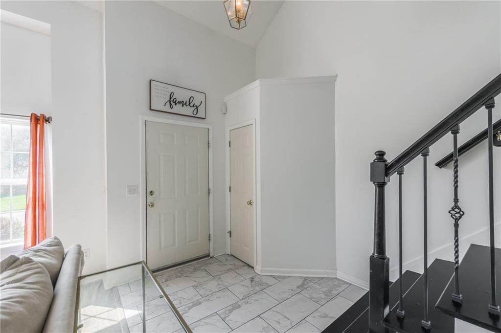 12317 Crystal Avenue — photo 10