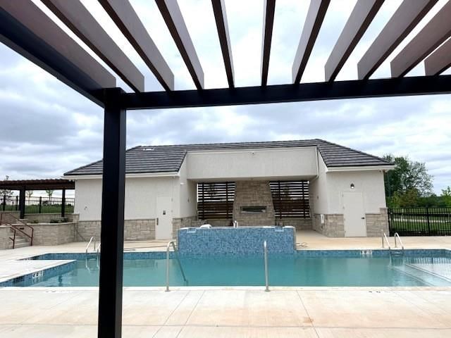 13751 Pembroke Lane — photo 47
