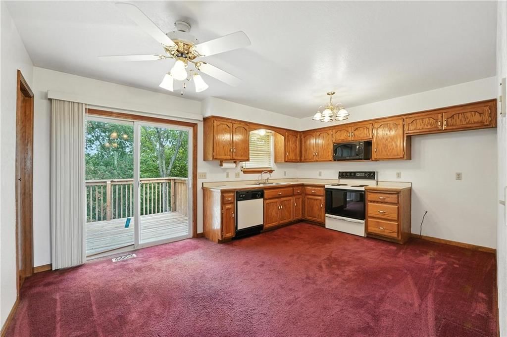 Photo 7 of 44 - 420 E Seybold Road