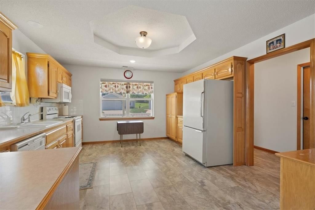 604 Twilight Drive — photo 12