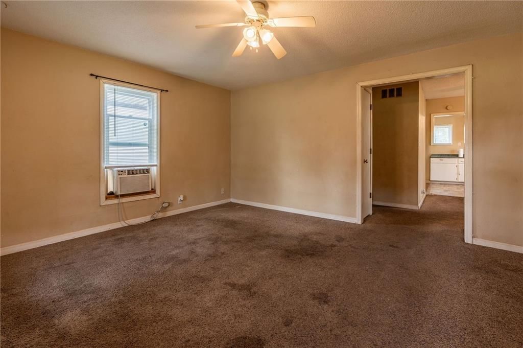 420 S Hill Street — photo 18