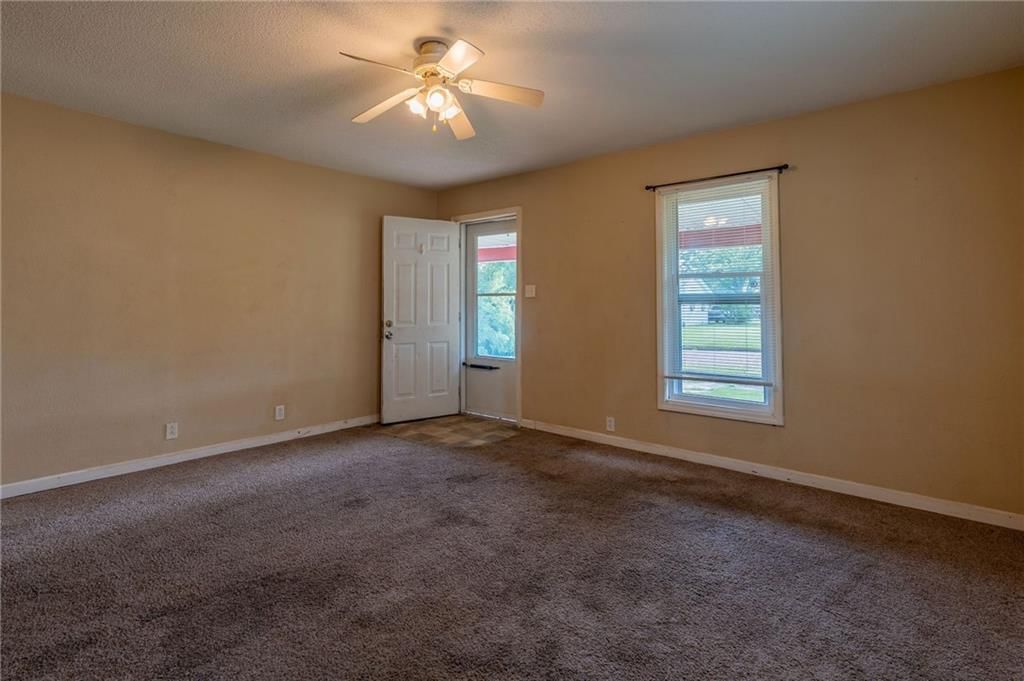 420 S Hill Street — photo 19
