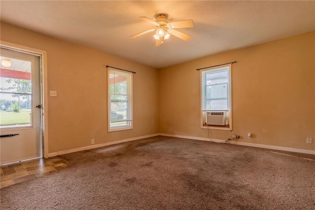 420 S Hill Street — photo 21