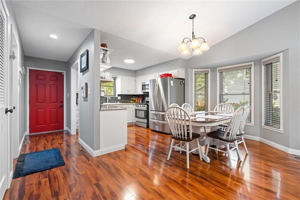 2813 Chatelain Court — photo 9