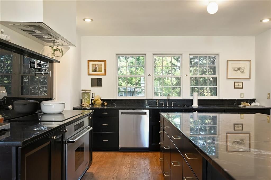 8125 E Gregory Boulevard — photo 15