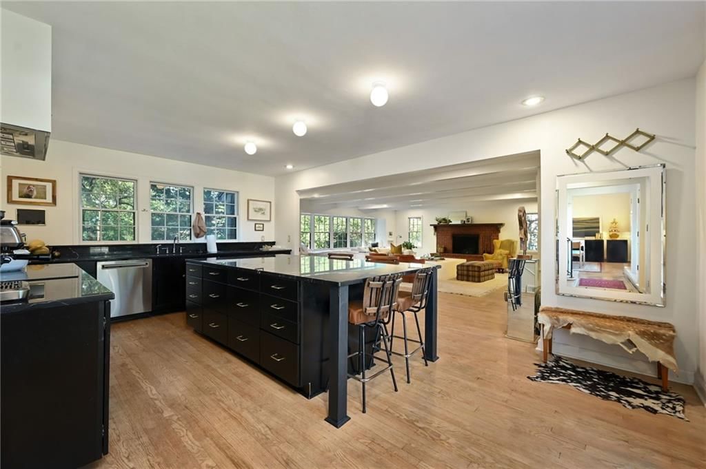 8125 E Gregory Boulevard — photo 17