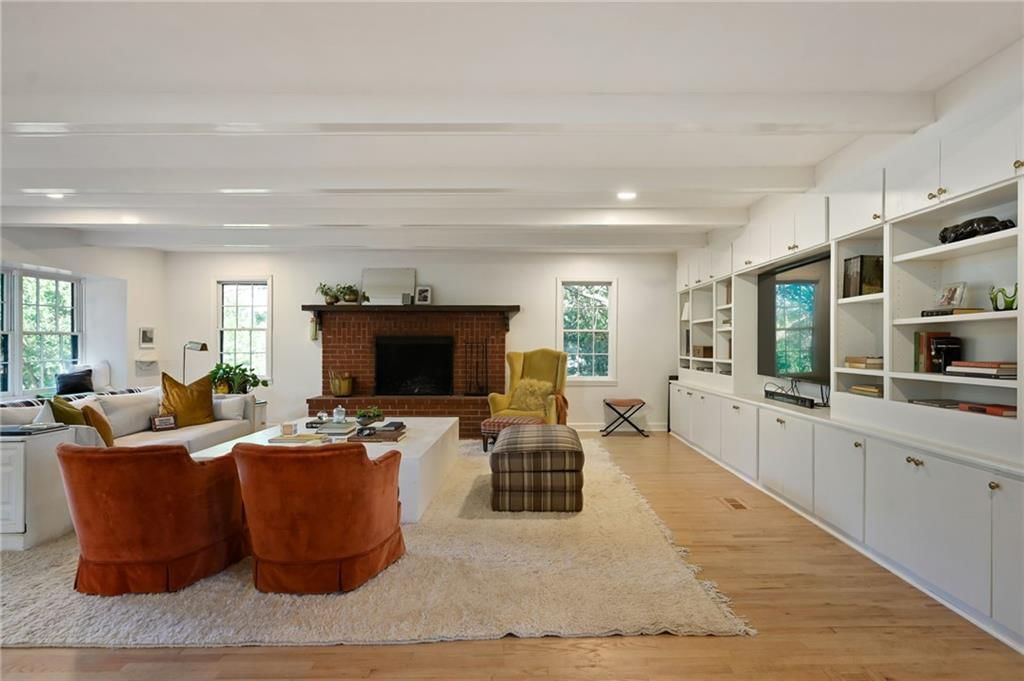 8125 E Gregory Boulevard — photo 18