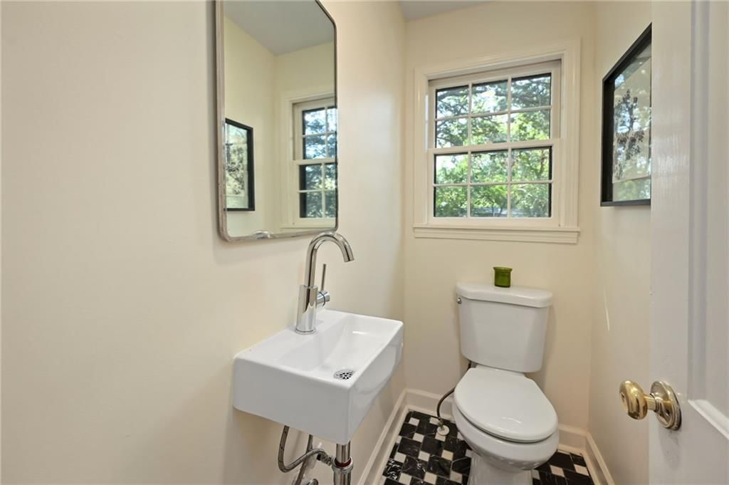 8125 E Gregory Boulevard — photo 22