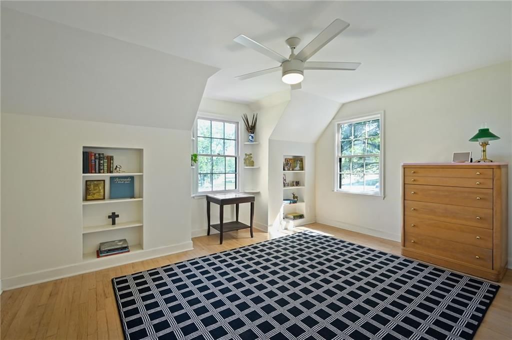 8125 E Gregory Boulevard — photo 29
