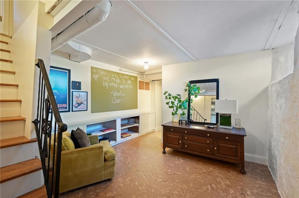 8125 E Gregory Boulevard — photo 30