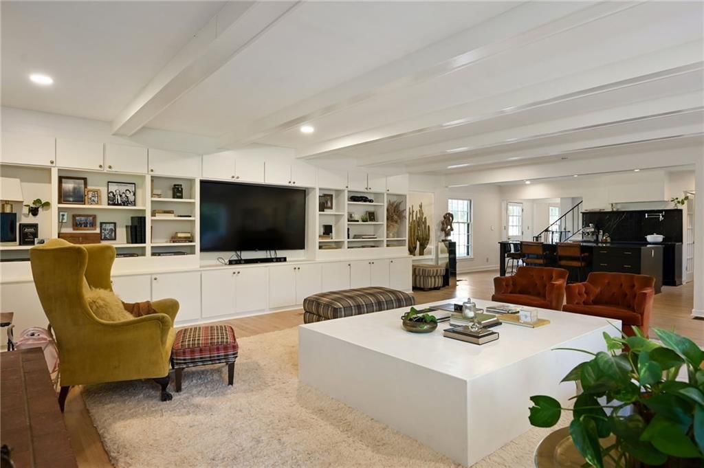 8125 E Gregory Boulevard — photo 31