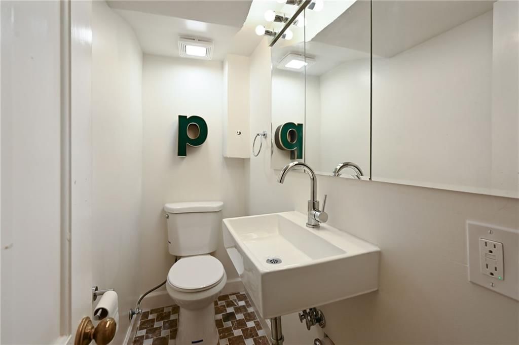 8125 E Gregory Boulevard — photo 35
